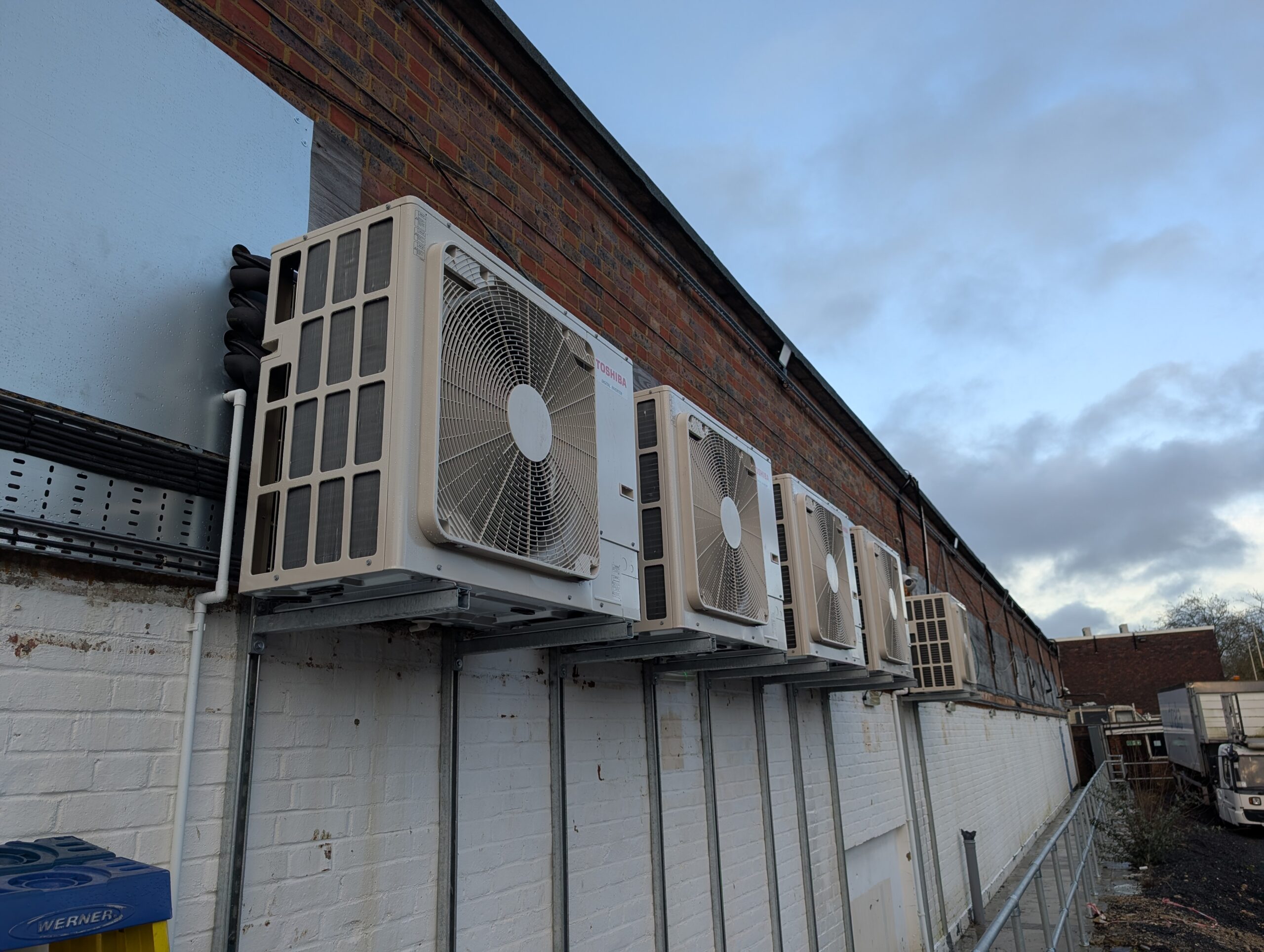 PXL_20260220_164826594