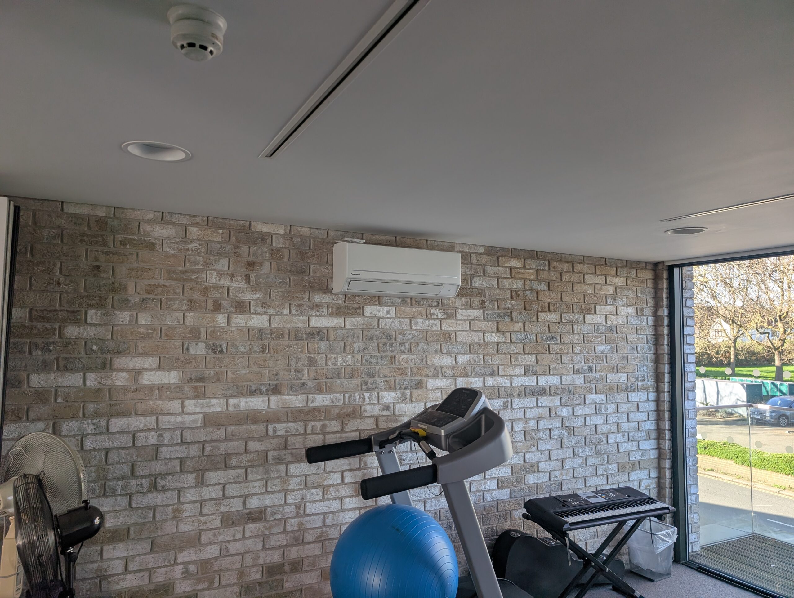 PXL_20260224_143100593.MP